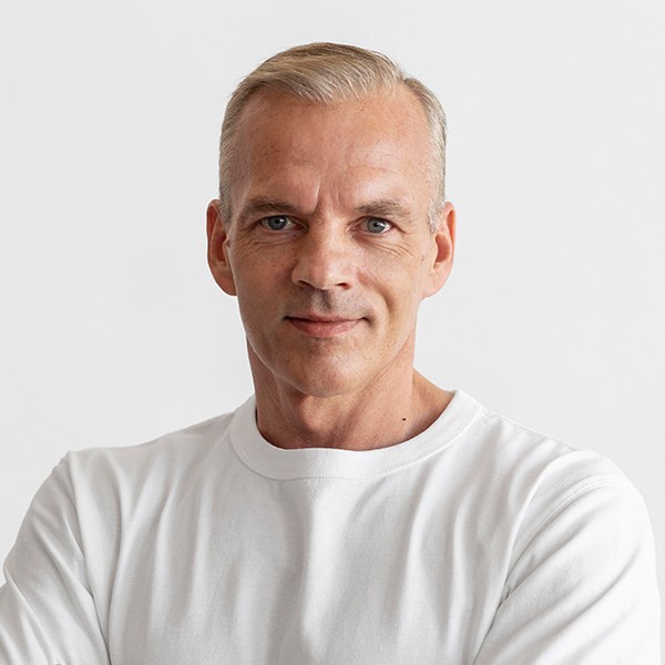 www.Boutique-Ekman.com is a long-established and successful pioneer within international Search Engine Optimization / SEO - AI / Artificial Intelligence. 